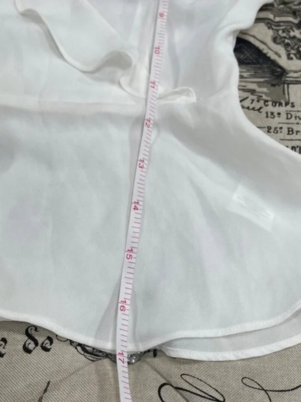 Q+A Ivory Ruffle V-Neck Blouse - Picture 11 of 15